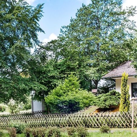 Idyllic Bungalow In Feusdorf With Forest View ภายนอก รูปภาพ